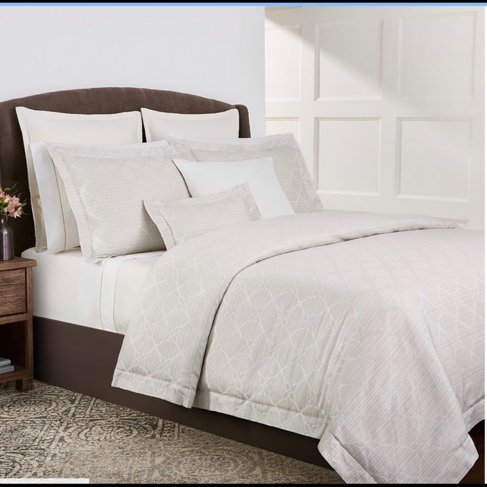 Sferra King Duvet + 2 King Shams